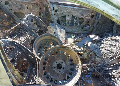 2008 Mercedes-Benz E 350 from USA, damaged, VIN WDBUF56X68B270947